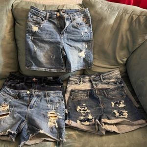 Used Judy Blue Bundle of 5 Pairs of Size Large Denim Shorts.